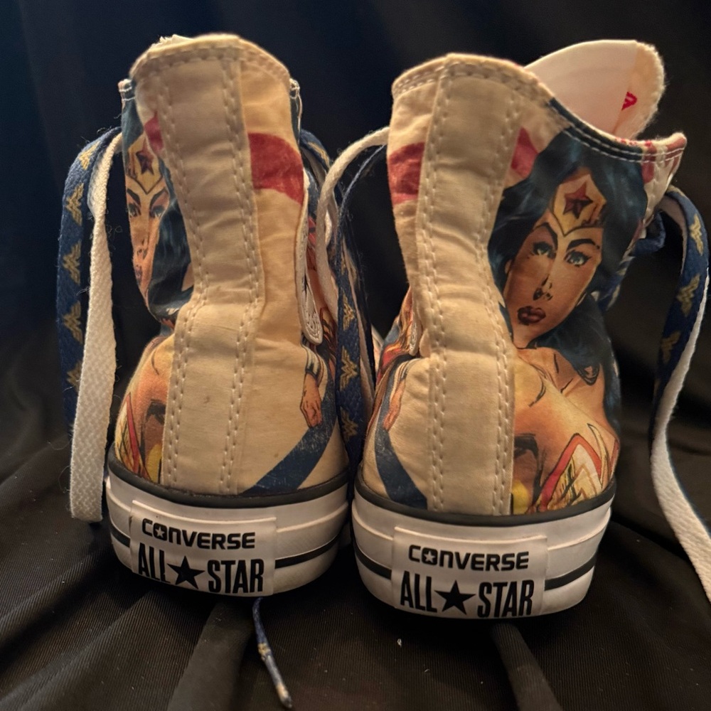 Converse Comic Hero High-Tops in Blue and Red - Picture 6 of 11